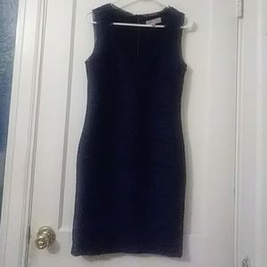 Navy blue textured lower mid thigh in 5 ft 9in dre